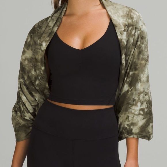 Nwt Lululemon custonlmizable snap scarf, olive, tie dye - Picture 3 of 5